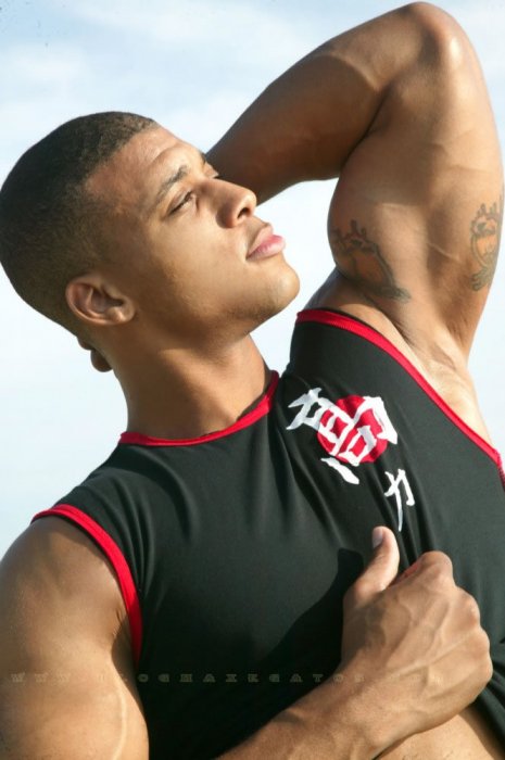 Adonis Rivers - Maxegatos - Foto 6