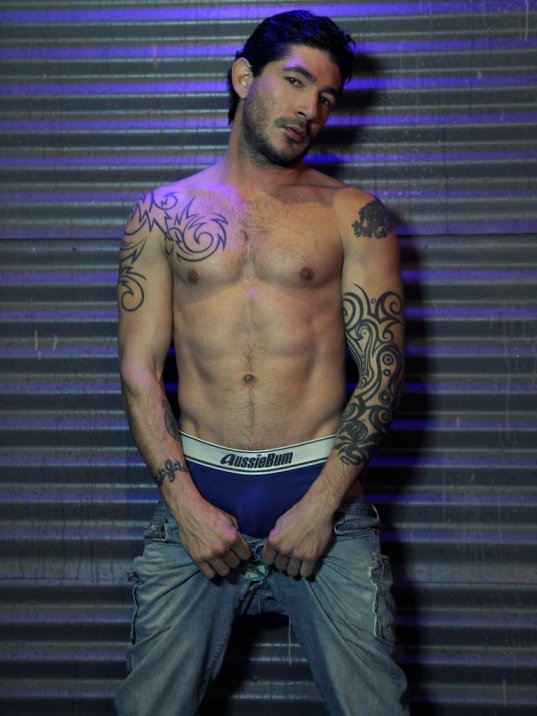 Johnny Hazzard - Foto 10