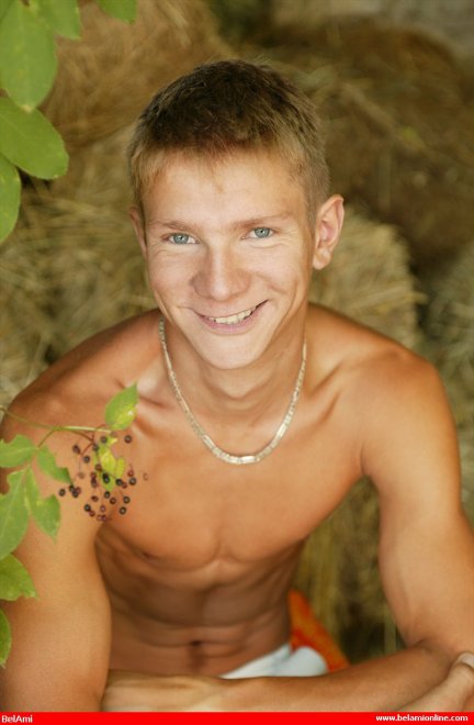 Trevor Yates - Foto 42