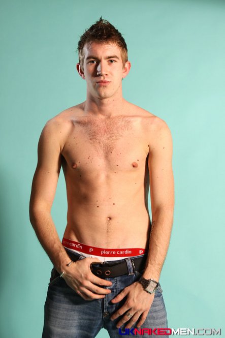 Matt Hughes - Foto 1