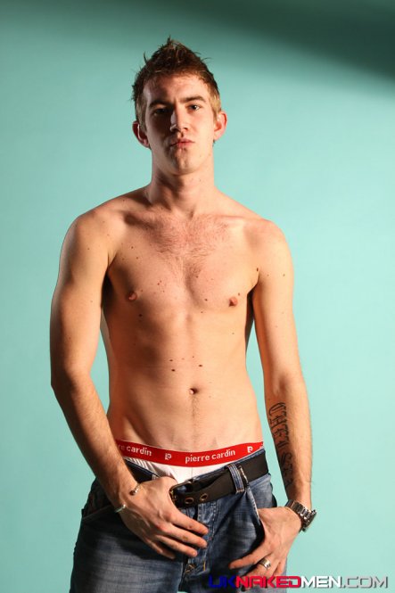 Matt Hughes - Foto 11