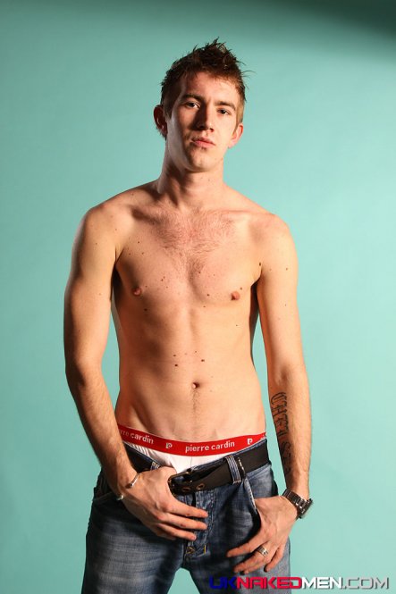 Matt Hughes - Foto 12