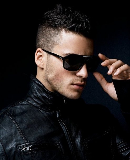 Richie Nuzzolese from “Last Friday Night” - Foto 11