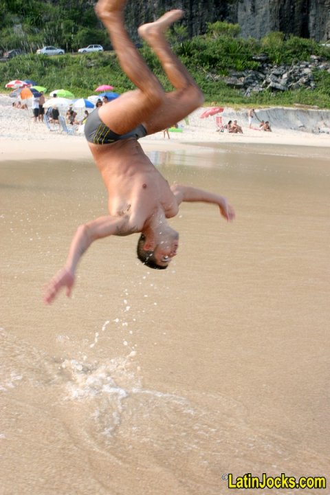 Tonio - latinosbrazil.blogspot.com 6