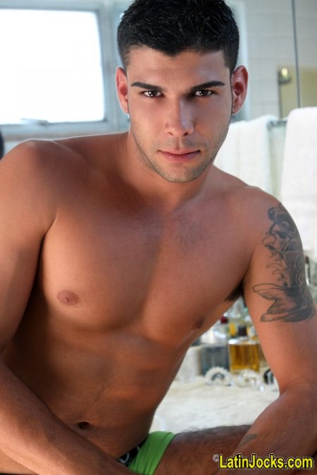 Tonio 2 - latinosbrazil.blogspot.com 7
