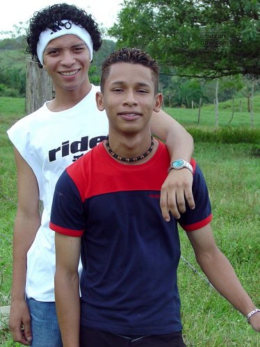 Xachi & Tali - latinosbrazil.blogspot.com - Foto 4