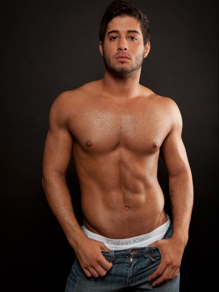 5 Guys, 1 Bed part 1 - Foto 1