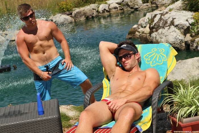 Sexo gay no piquenique com esse homens calientes - Foto 8