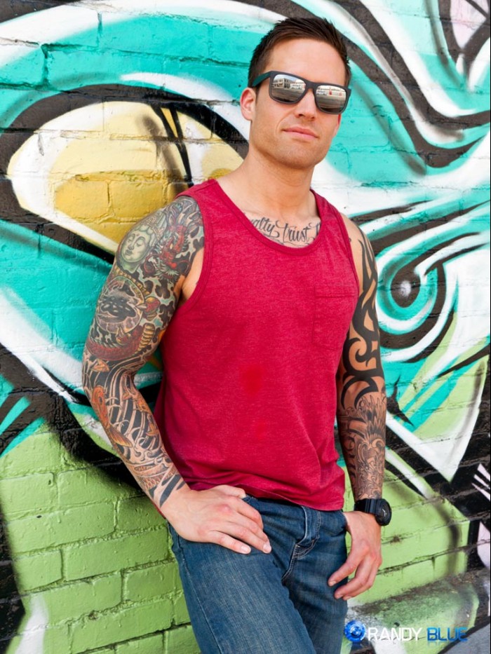 Chris Bines & Jordan Levine - MaxeGatos 1