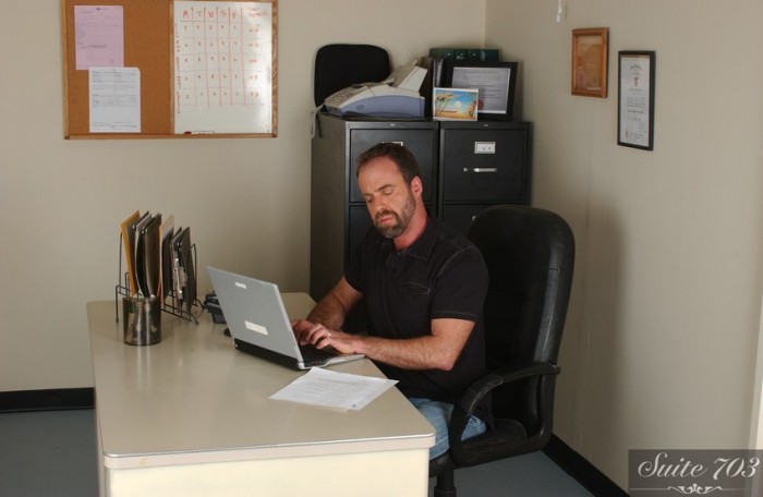 Dodger Wolf and Preston Steel - MaxeGatos 70