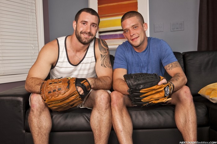 Vinny Castillo & Caleb Colton - MaxeGatos - Foto 1