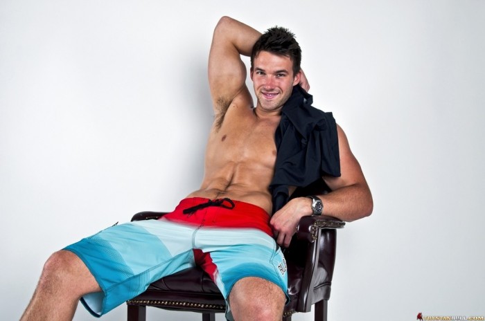 Trystan Bull - MaxeGatos - Foto 4