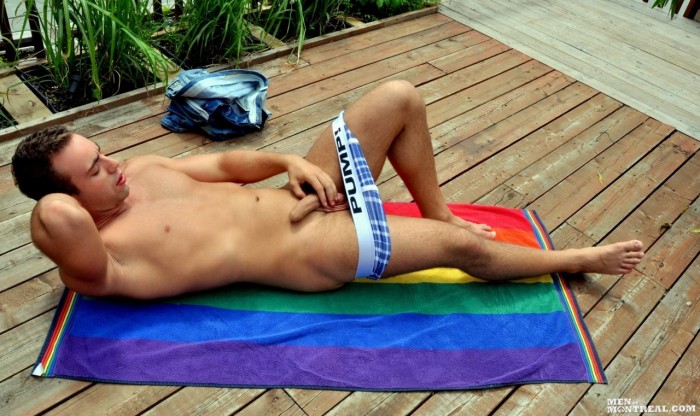 Alec Leduc - MaxeGatos - Foto 15