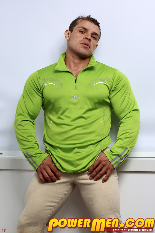 Clayton Cobb - MaxeGatos - Foto 1