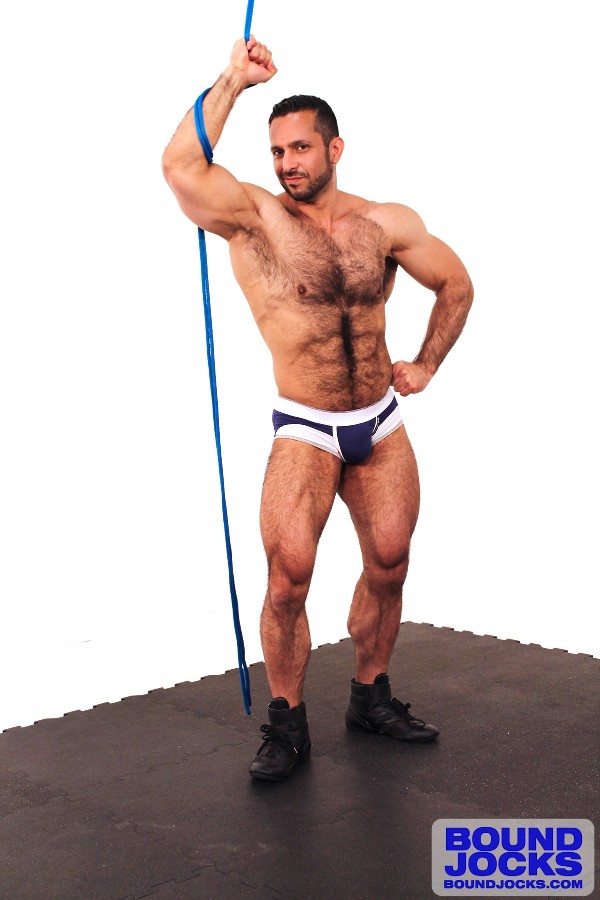 Adam Champ, James Jameson - MaxeGatos  - Foto 2