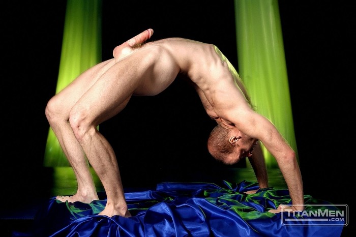 Cirque Noir - Men - MaxeGatos - Foto 35