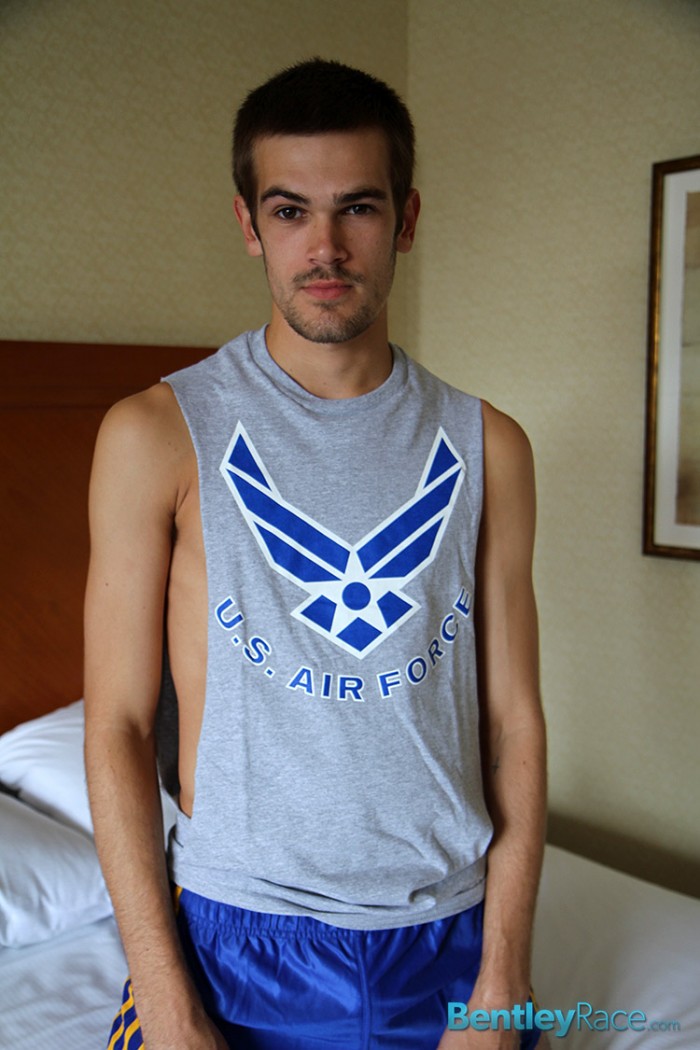 Ethan Cooper - MaxeGatos - Foto 1