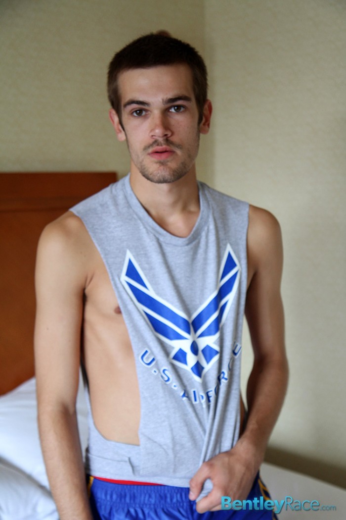 Ethan Cooper - MaxeGatos - Foto 2