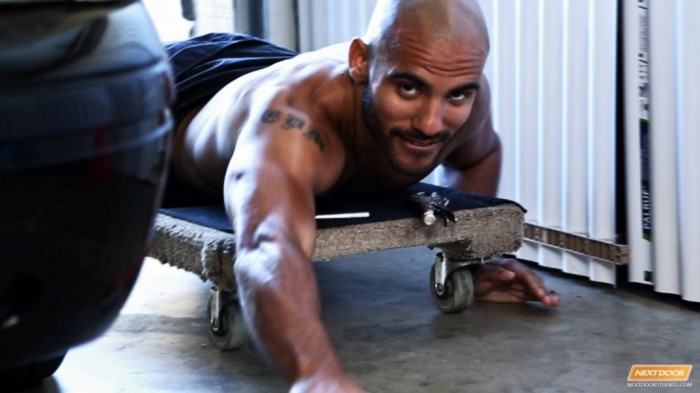 Mecânicos gostosos e tarados - Foto 13