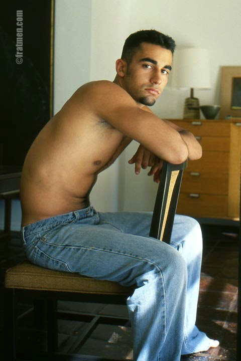 Latinos Brasil - Alex - Foto 23