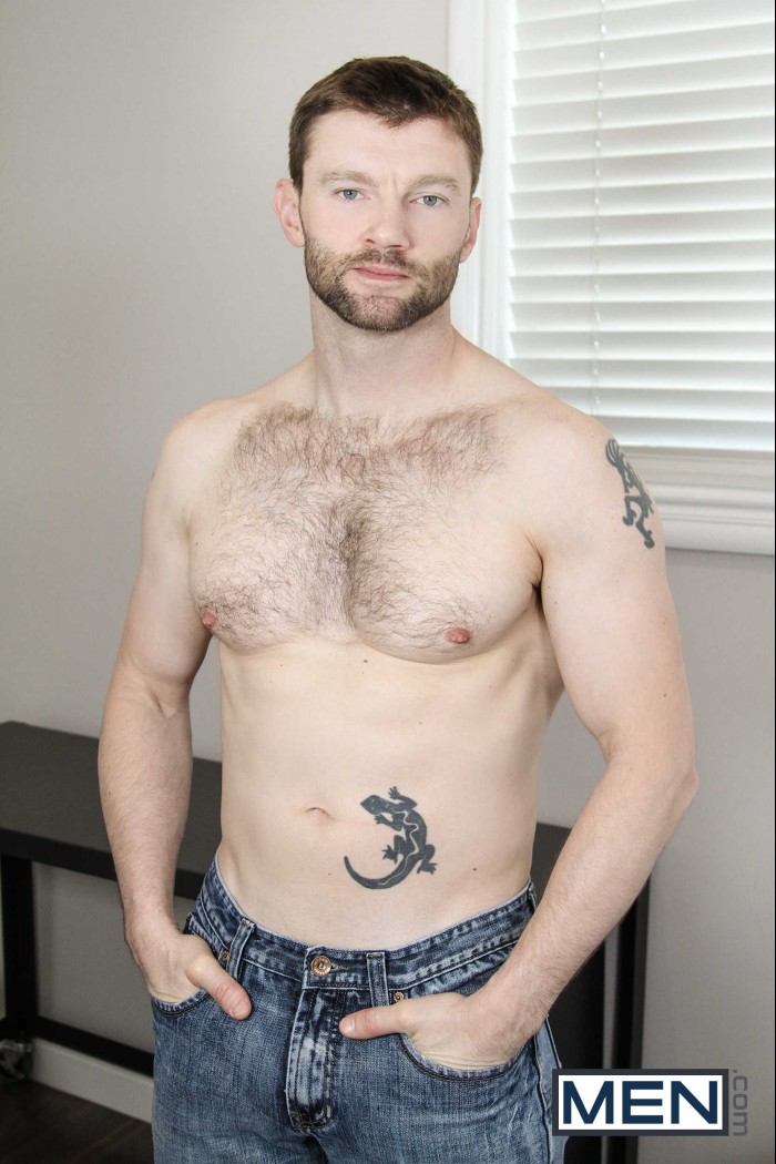 Comendo a bunda gostosa do loiro - Foto 1